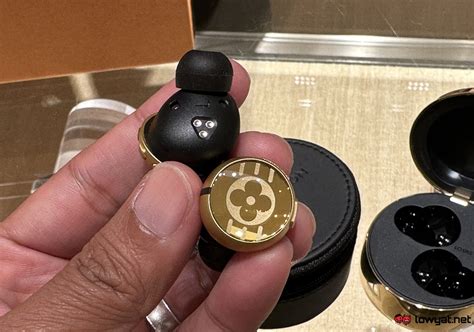 lv horizon earbuds|louis vuitton earbuds cable.